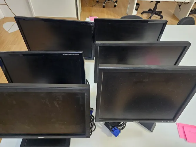 Monitor Dell e outros