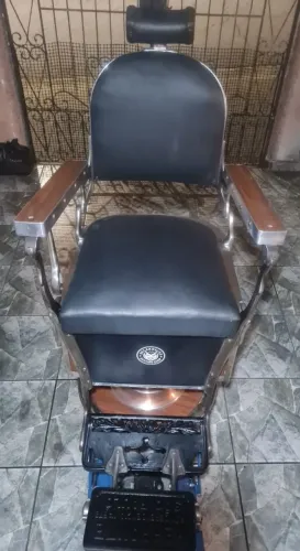 Cadeira de Barbeiro FERRANTE anos 40