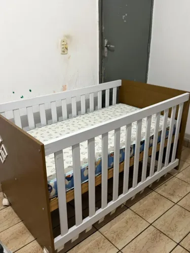 Vendo berço semi novo