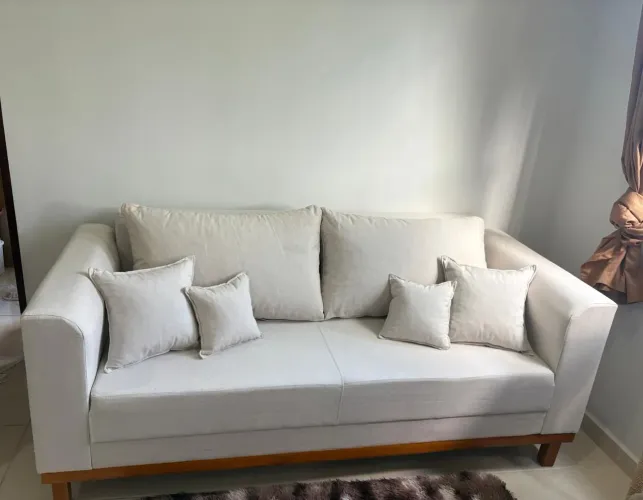 Sofá excelente