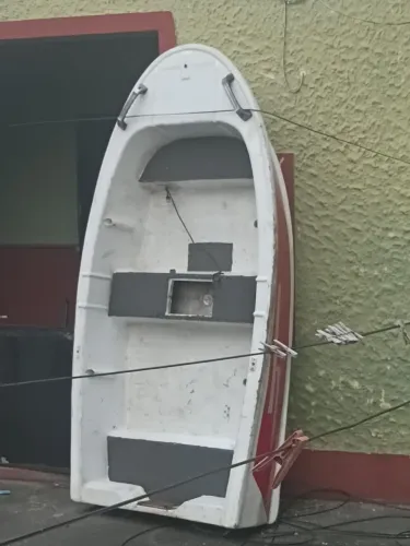 Barco de fibra