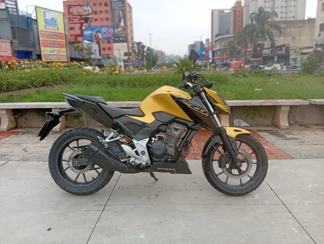 CB Twister 300 abs