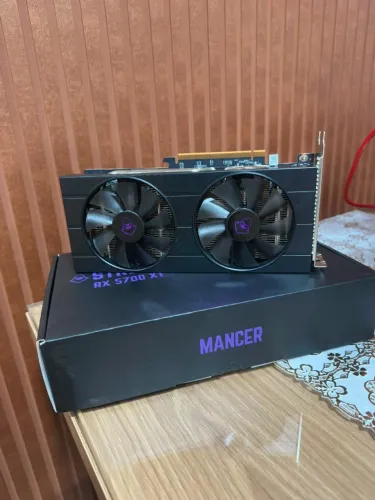 Placa de video RX 5700 XT NOVO SEM USO