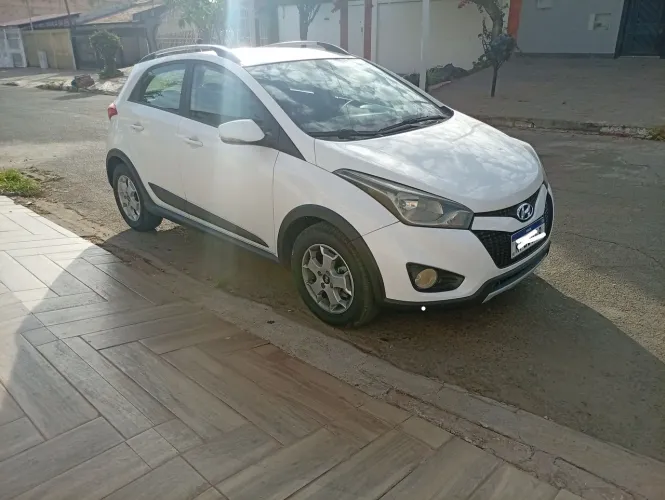 Hyundai HB20X Premium 1.6 Flex 16V Aut. 2014