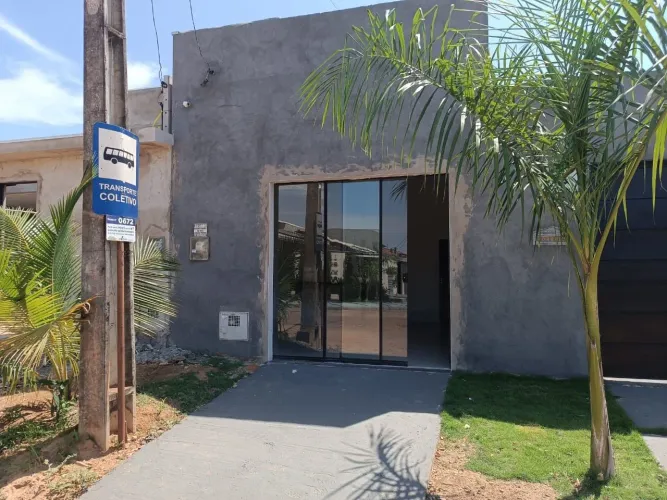 Aluga-se sala comercial na 1503 Sul
