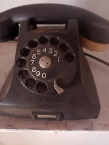 Vende telefone antigo 100 reais