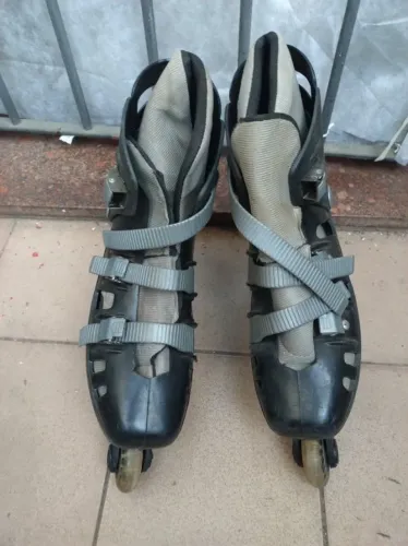 Patins Inline. Só R$ 80.