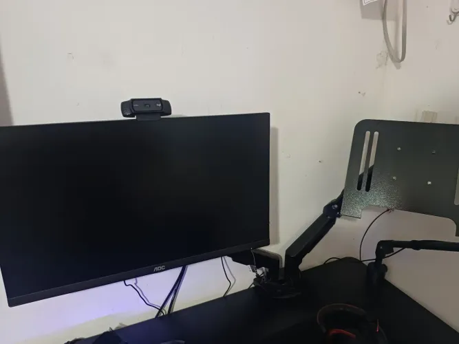 Monitor aoc hero 24 pol 144hz + braço articulado duplo