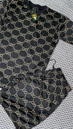 Conjunto Gucci 