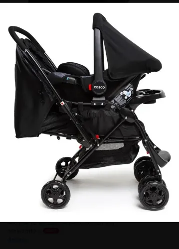 Carrinho de bebê Cosco - Acompanha bebê conforto 