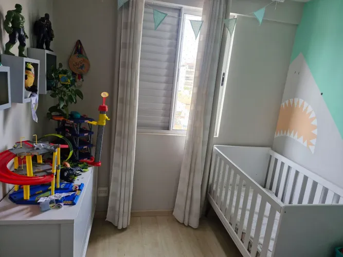 Berço e cômoda 