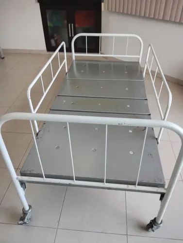 CAMA DE FERRO