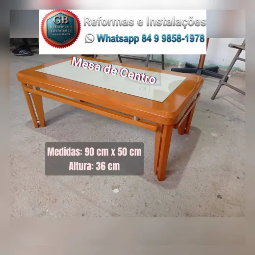 Mesa de Centro de Madeira Maciça e Vidro