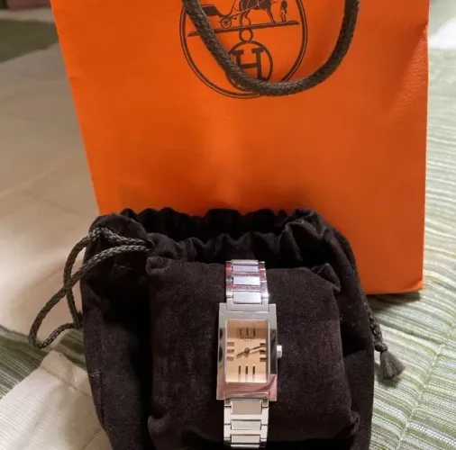 Hermes , original e usado . Feminino.!