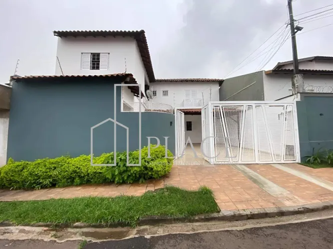 Sobrado residencial com 3 quartos e 2 vagas para aluguel no Jardim Marajá, Marília