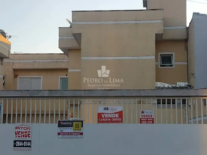 Sobrado em Condomínio na Penha - 2 suítes,1 sala,1 banheiro, 2 vagas - 70m² área útil.
