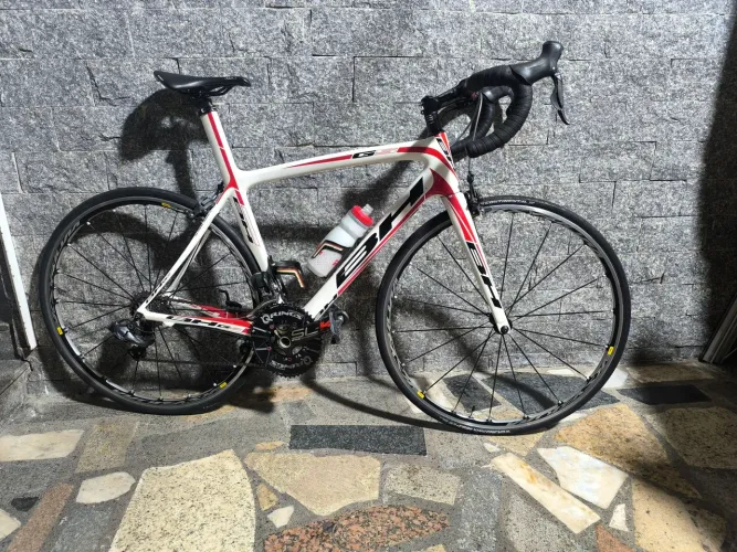 Bike Speed BH G5 toda de carbono 