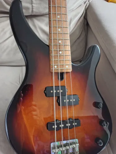 Contrabaixo Yamaha TRBX4 REGULADO
