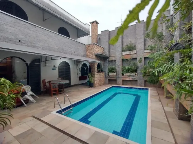 Casa à venda em Campinas, Vila Nogueira, com 3 quartos, com 235 m²