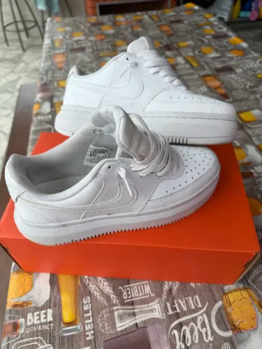 Tenis Nike Court Vision Alta