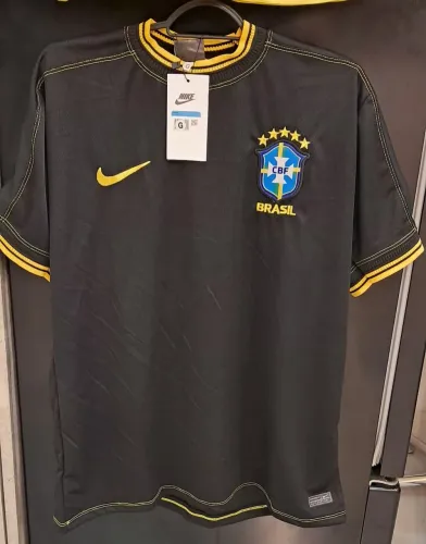 Vendo camisa do Brasil pano dryfit nova entrego catraca do metrô