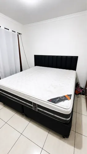 Cama king size