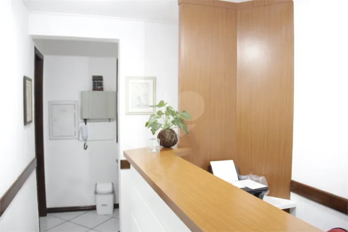 Salas com 1 quartos à venda ou para locação em Perdizes - SP