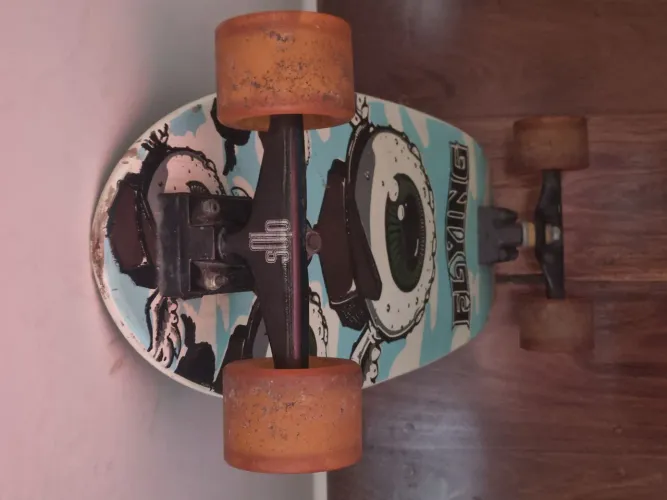 Skate Cruiser Flying Montado