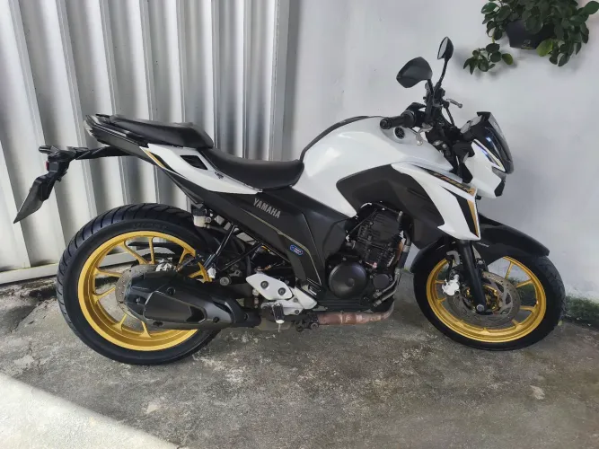 Vendo Fz25 2024/2025 extra.