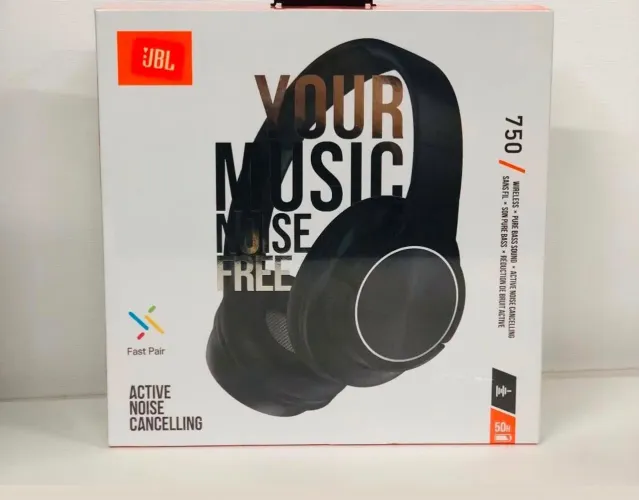 Fone de ouvido JBL TUNE