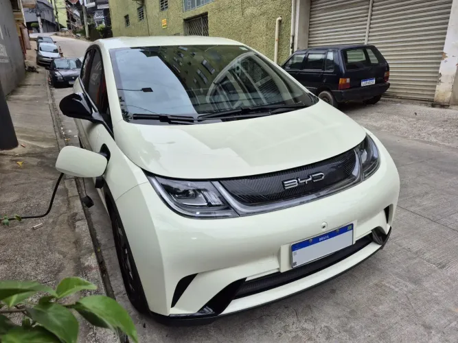 BYD Dolphin EV (Elétrico) 2024
