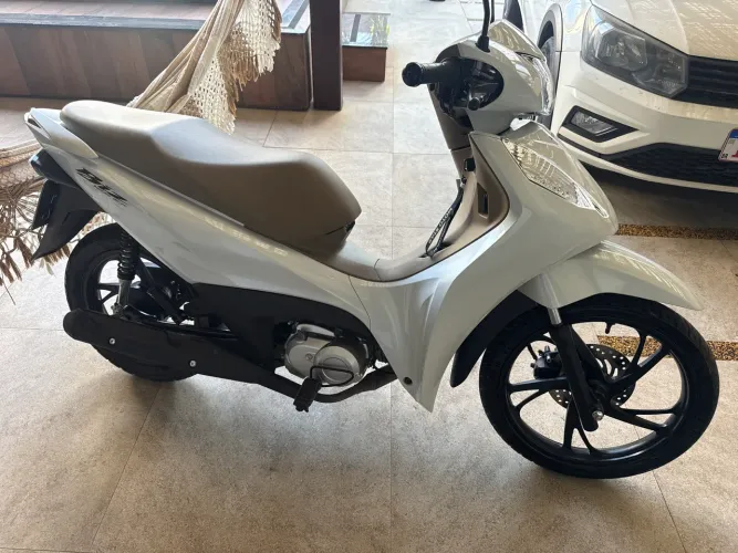 Honda biz a mais completa