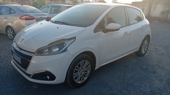 Peugeot 208 Active Pack 1.2 Flex 12V 5P Mec. 2017