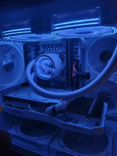 Pc gamer rx 6600 xt, 16 gb de ram ddr4