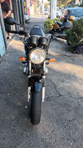 VENDO SUZUKI GS 500E 2009 MOTO MUITO NOVA COM MANUAL CHAVE RESERVA 