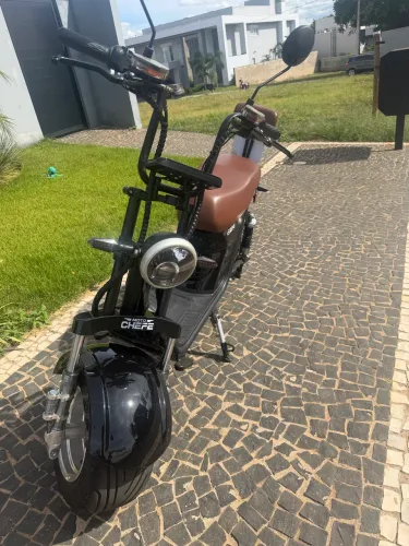 Moto Chefe x12
