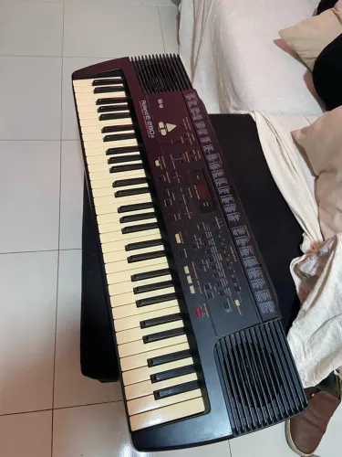 Teclado Roland Classico ( Vendo ou Troco )