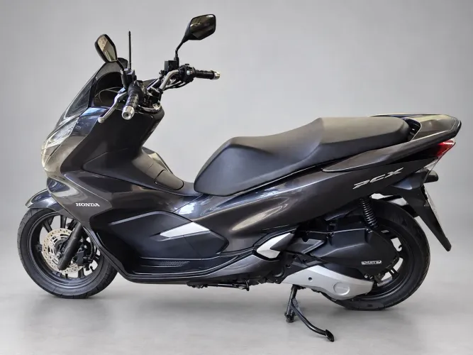 Honda PCX 150 ABS 2022 - Linda, Automática