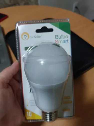 Lâmpada inteligente LED RGB 10w com controle por voz Alexa e Google Ultimas unidades