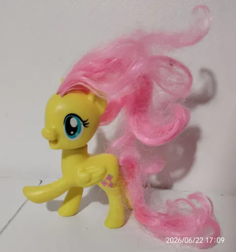 Boneca Ponei 9 Centimetros Fluttershy My Little Pony