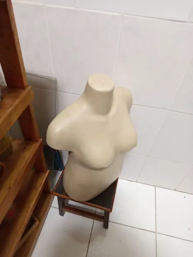 Manequim busto feminino de excelente qualidade 