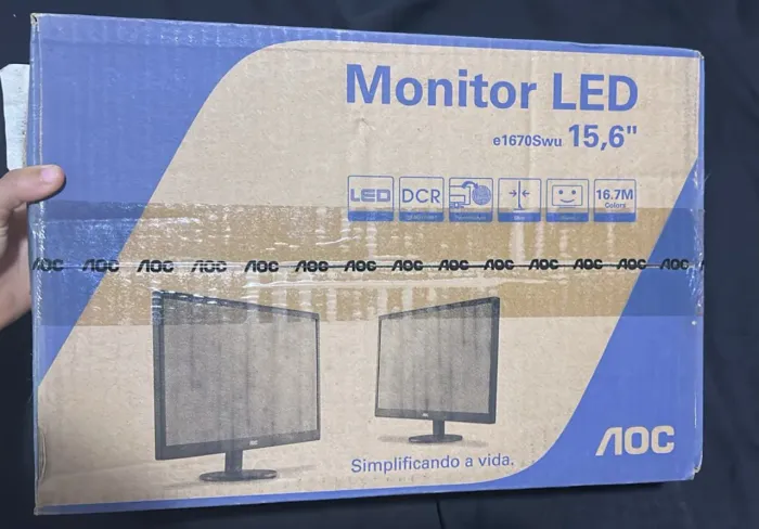 Monitor LED 15,6 polegadas