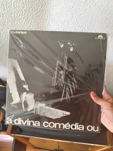 LP - Disco de Vinil - Os Mutantes -Divina Comédia 1970