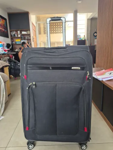 Mala grande Samsonaite preta