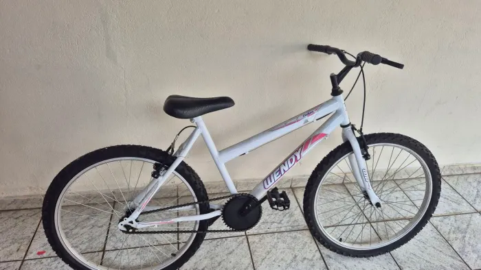Bicleta banca e rosa feminina wendy - aro 24