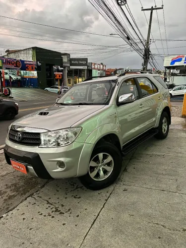 Toyota Hilux SW4 SRV D4-d 4X4 3.0 TDI Dies. AUT 2007