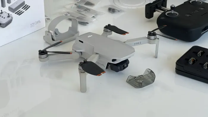 DJI Mini 2 Fly More Combo