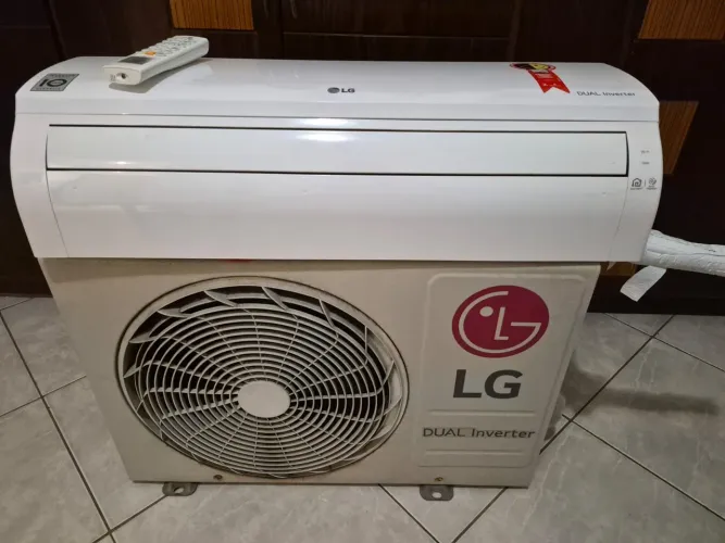 Ar-Condicionado Split LG Dual Inverter Voice 9.000 BTUs
