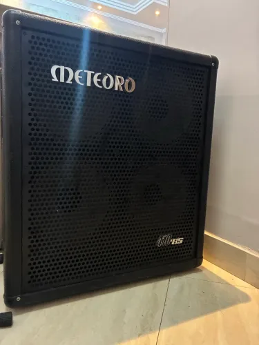 Baixo contrabaixo meteoro