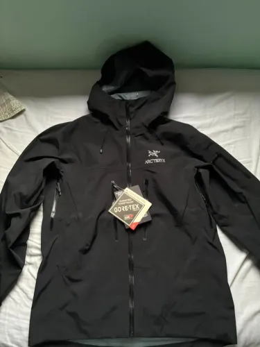Jaqueta Arc'teryx Gore-Tex Pro Black